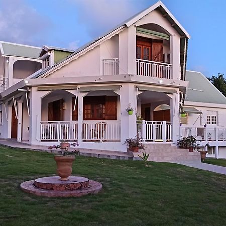 L'Aseta Paradise Grand-Bourg  Exterior foto